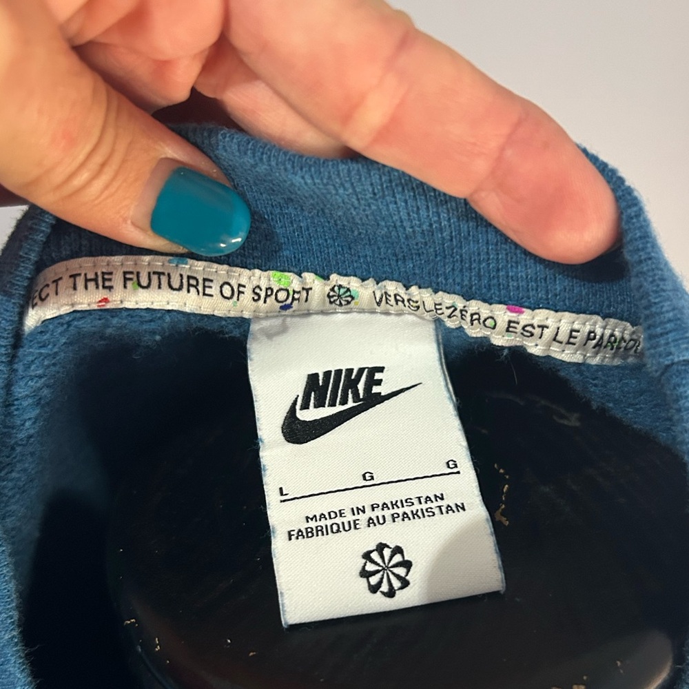 Nike Blue Apparel with White Label Womens - Picture 3 of 4